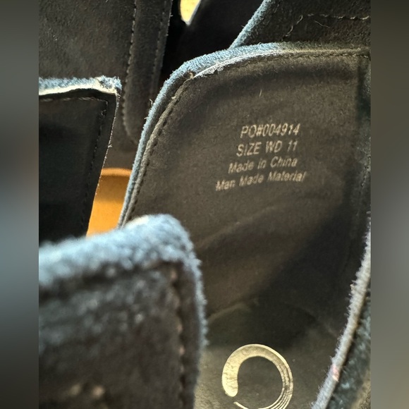 Rimi Blue ankle booties NWOT, never worn, size 11 Wide - Picture 8 of 11